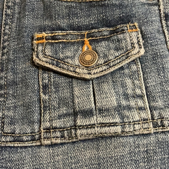 Very sexy stretchy jeans from French company United Colors of Benetton - Picture 3 of 9